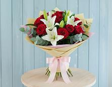 Букет цветов из:  Лилии и Розы в Тимофеевке