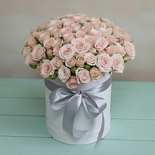 Цветочная композиция из Розы в шляпной коробке в Тимофеевке