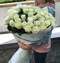 Букет 35 Белых роз в Тимофеевке