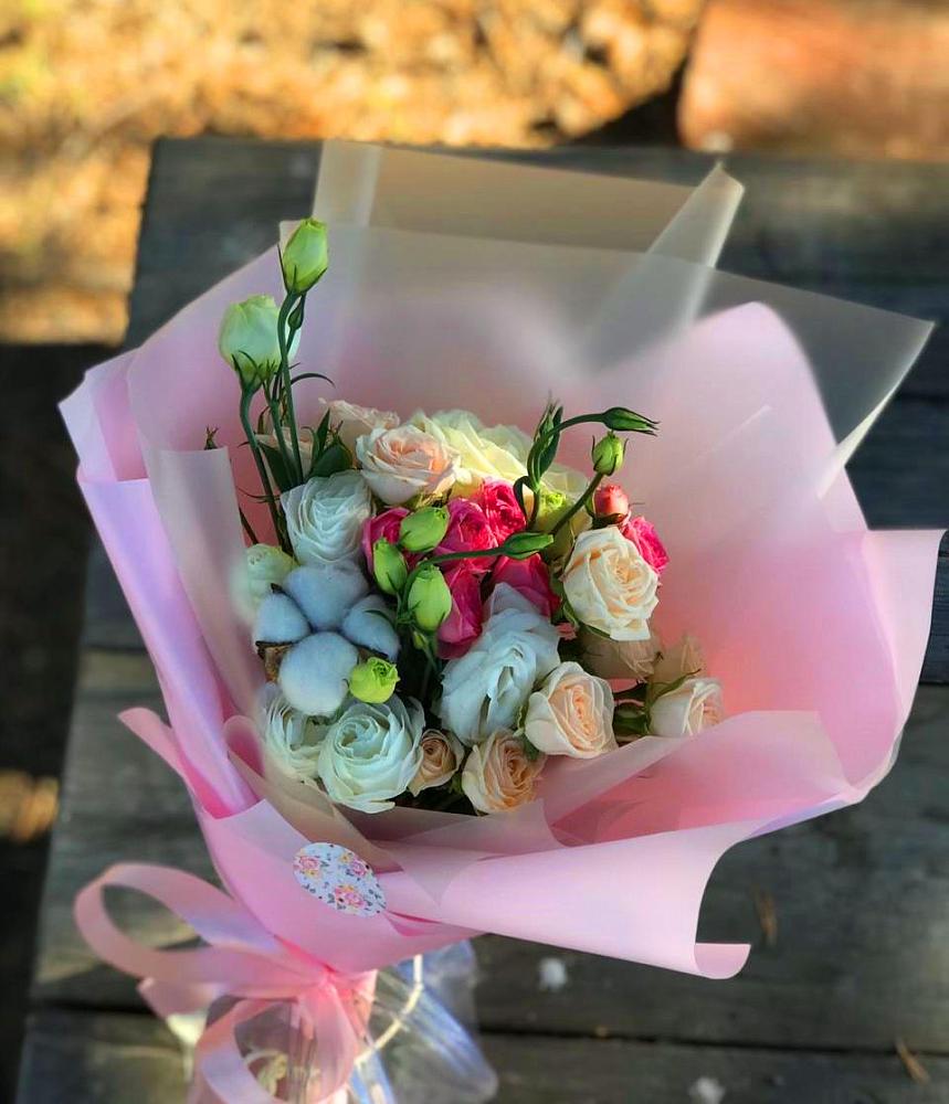 Букет цветов из: Розы и Лизиантусы в Тимофеевке