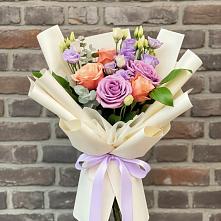 Букет цветов из:  Лизиантусы и Розы в Тимофеевке