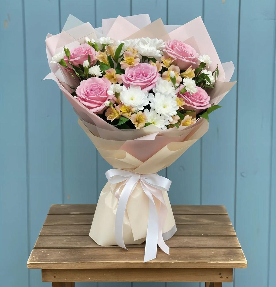 Букет цветов из: Гвоздики, Орхидеи и Розы в Тимофеевке